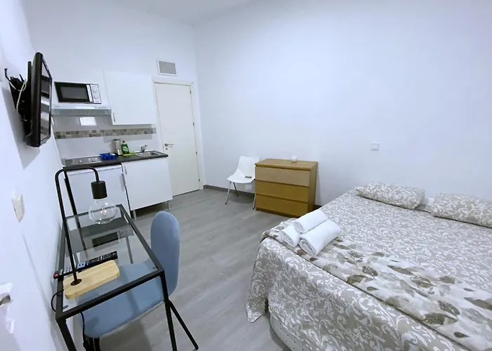Apartamentos TravelStay Fuencarral